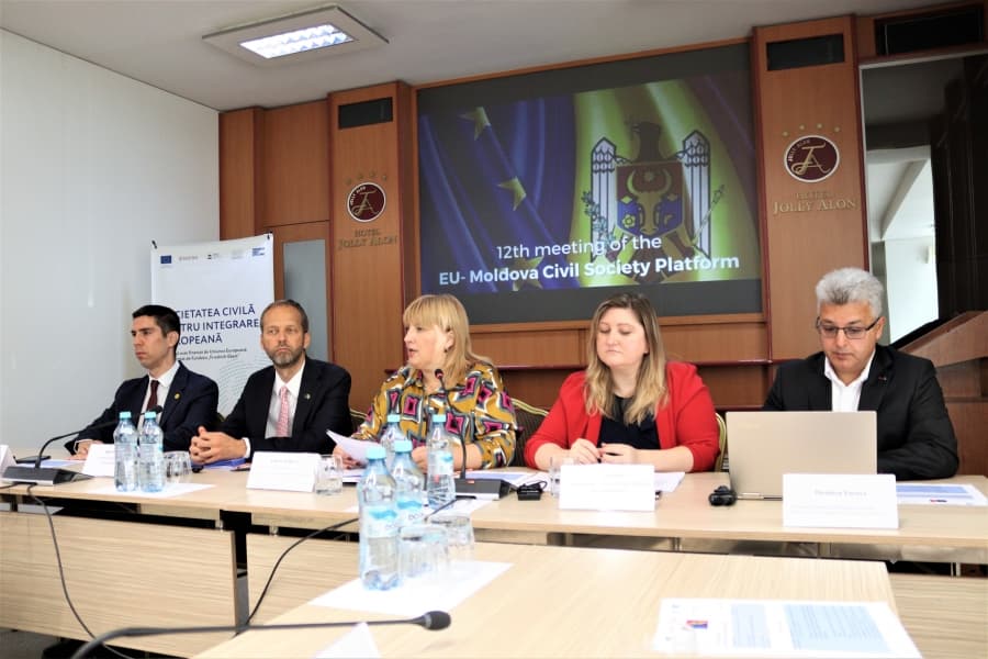 Cea de-a douăsprezecea reuniune a Platformei Societății Civile Uniunea Europeană – Republica Moldova: progrese, angajamente, recomandări pentru lansarea negocierilor de aderare la Uniunea Europeană până la final de an