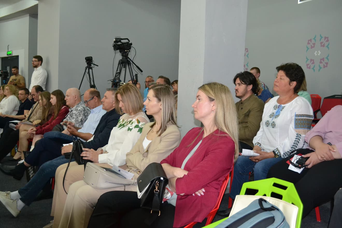 Click to enlarge image DSC_1223.JPG